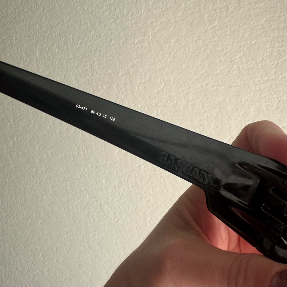 Oakley Gascan Black Silver Sunglasses - Picture 3 of 10